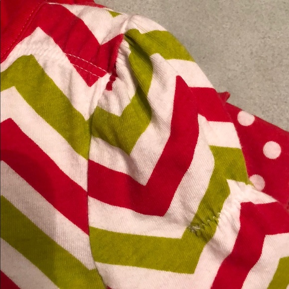 🎅🏻nursery rhyme Christmas Santa holiday outfit red and green 18mo - Picture 6 of 7